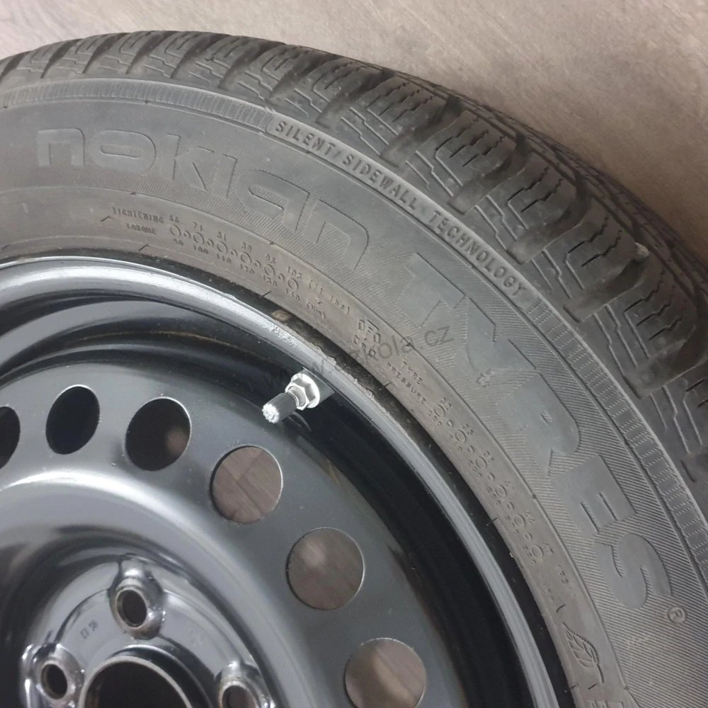 Zimní kola Hyundai i30, Kia Ceed 205/55 R16 č. AK189