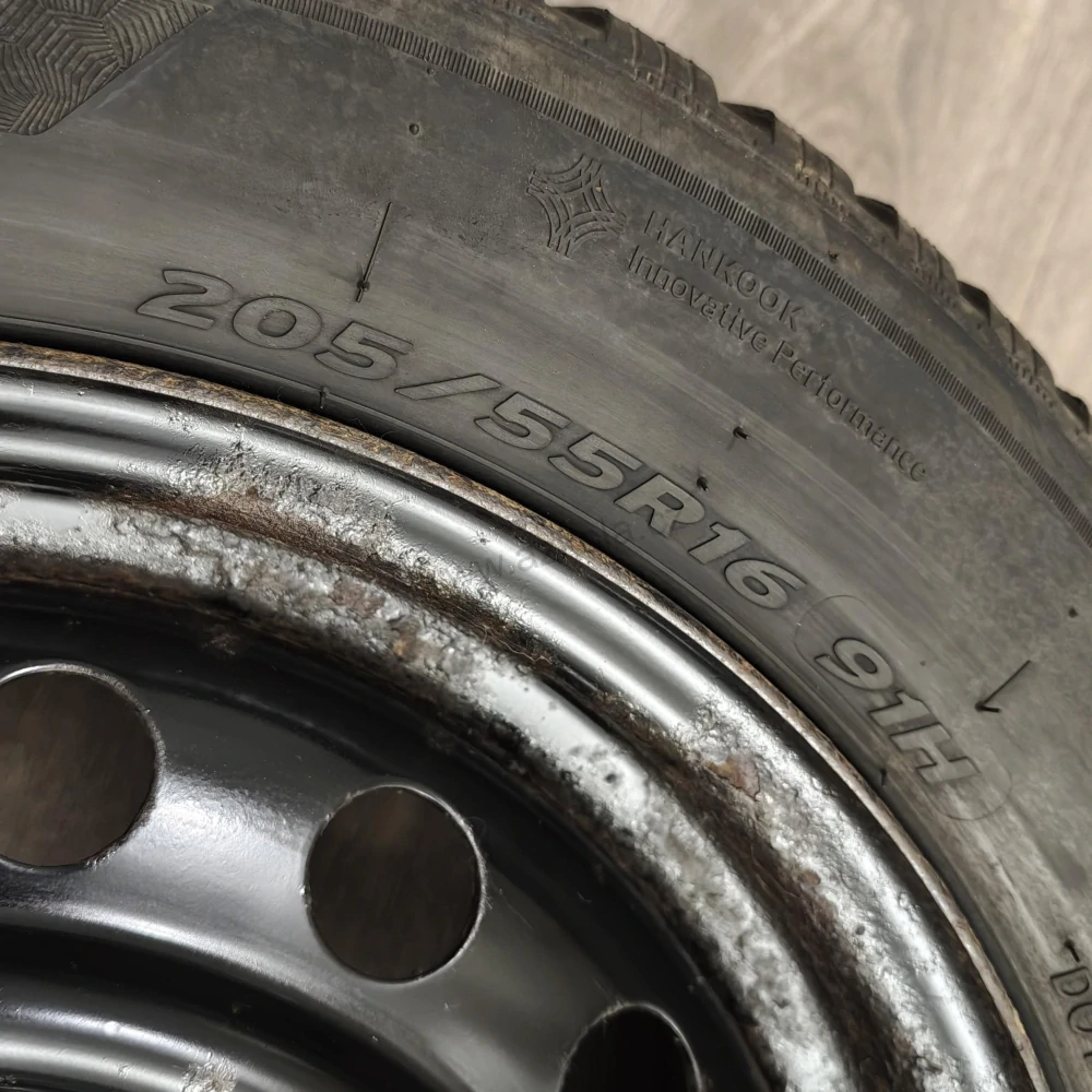 Zimní kola Toyota Auris, Corolla 205/55 R16 č. AK197