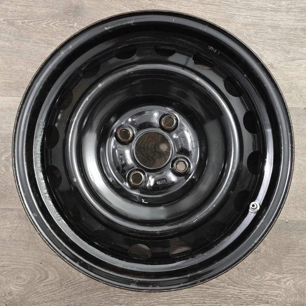 Disky Toyota Yaris 5Jx15 ET39 4x100x54 T1