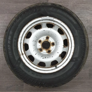 Sada zimních kol Dacia Duster 215/60 R16 č. AK151