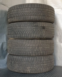 Zimní pneumatiky Continental 215/55 R17 č. AP326