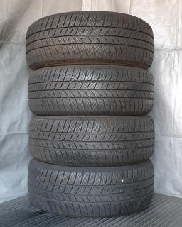 Zimní pneumatiky 235/55 R18 Barum č. AP473