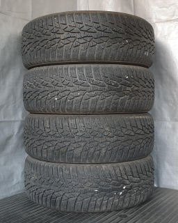 Zimní pneumatiky 205/60 R16 Nokian č. AP493