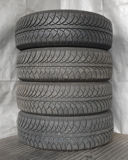 Zimní pneumatiky 185/65 R15 Barum č. AP500
