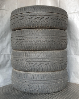 Zimní pneumatiky 215/60 R16 Hankook č. AP502