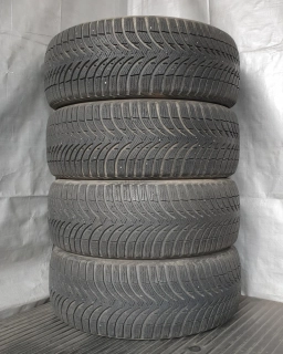 Zimní pneumatiky 215/55 R16 Michelin č. AP524