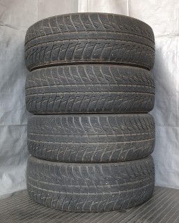 Zimní pneumatiky 215/65 R16 Nokian č. AP564