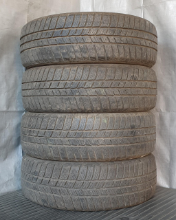 Zimní pneumatiky 185/60 R15 Barum č. AP566