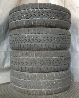 Zimní pneumatiky 195/65 R15 Nokian č. AP700