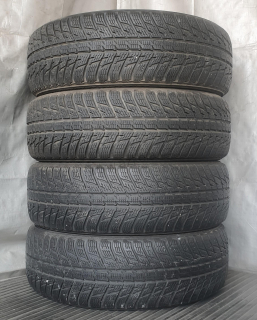 Zimní pneumatiky 215/65 R17 Nokian č. AP779