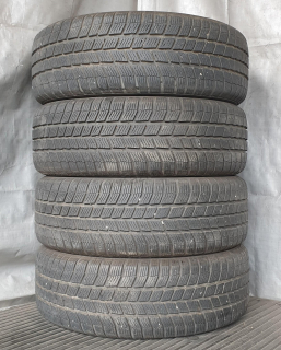 Zimní pneumatiky 215/60 R16 Barum č. AP828