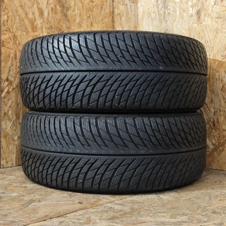 Zimní pneumatiky 235/40 R19 Michelin č. AP1085
