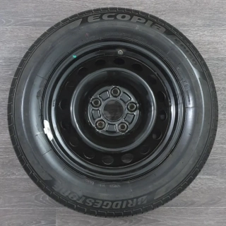 Rezervní kolo R15 Toyota Corolla č. AR14