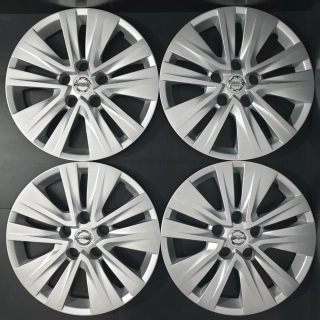 Sada originálních poklic Nissan 16" Qashqai, Sentra (zánovní)